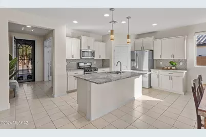 11899 N Raphael Way, Tucson, AZ 85742 - Photo 9