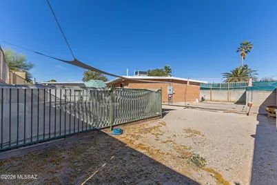 7102 E 33rd Place, Tucson, AZ 85710 - Photo 27