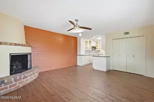 425 N Calle Del Diablo, Green Valley, AZ 85614 - Photo 9