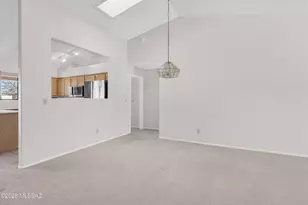 31 E Stonewood Dr, Oro Valley, AZ 85737 - Photo 17