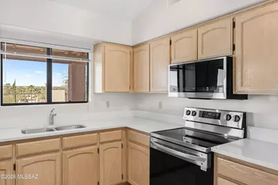 31 E Stonewood Drive, Oro Valley, AZ 85737 - Photo 9