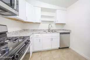 2012 S Beverly Ave, Tucson, AZ 85711 - Photo 7