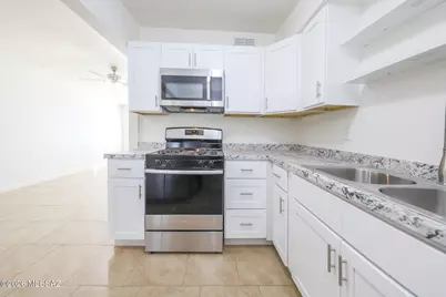 2012 S Beverly Avenue, Tucson, AZ 85711 - Photo 5