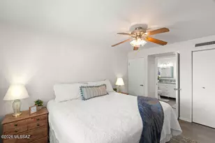 184 S La Canada Dr, Green Valley, AZ 85614 - Photo 17