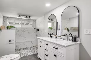 10500 N Oldfather Dr, Tucson, AZ 85742 - Photo 19