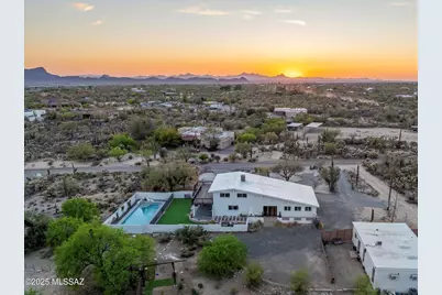 10500 N Oldfather Drive, Tucson, AZ 85742 - Photo 1