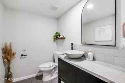 10500 N Oldfather Drive, Tucson, AZ 85742 - Photo 15