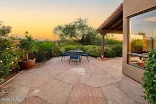 5819 N Bright Star Dr, Tucson, AZ 85718 - Photo 33