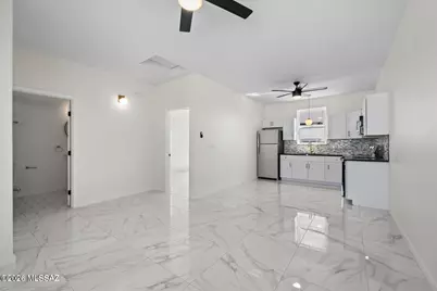 4743 E 1st Street, Tucson, AZ 85711 - Photo 7