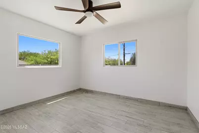 4555 E 10th Street, Tucson, AZ 85711 - Photo 11
