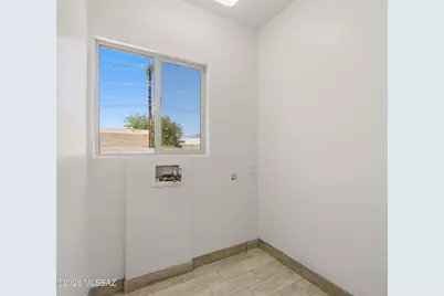4555 E 10th Street, Tucson, AZ 85711 - Photo 17