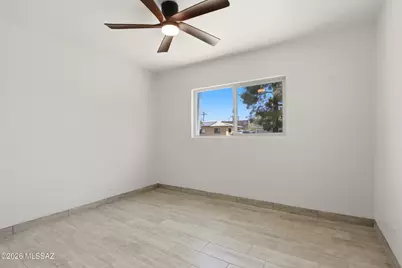 4555 E 10th Street, Tucson, AZ 85711 - Photo 15