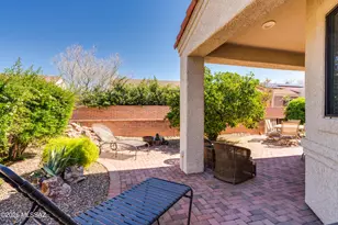 1910 E Purple Martin Ln, Green Valley, AZ 85614 - Photo 45