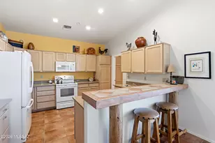 1910 E Purple Martin Ln, Green Valley, AZ 85614 - Photo 21