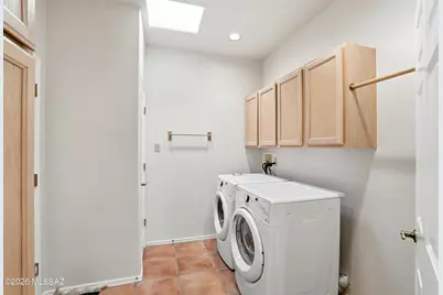 1910 E Purple Martin Lane, Green Valley, AZ 85614 - Photo 41