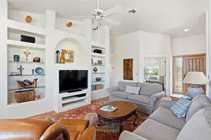 1910 E Purple Martin Ln, Green Valley, AZ 85614 - Photo 15