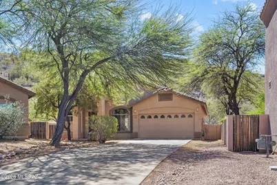 4521 N Scenic Mountain Drive, Tucson, AZ 85750 - Photo 1