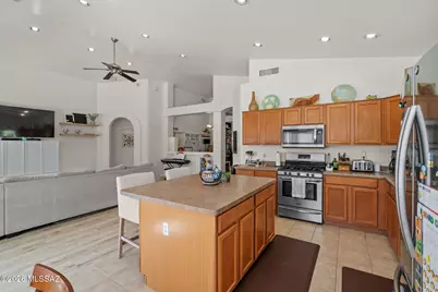 4521 N Scenic Mountain Drive, Tucson, AZ 85750 - Photo 17