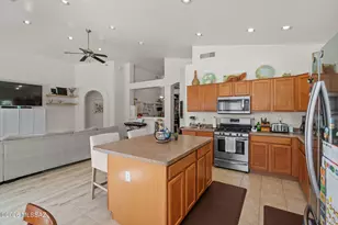 4521 N Scenic Mountain Dr, Tucson, AZ 85750 - Photo 17