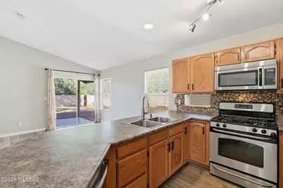 4702 W Gatehinge Court, Tucson, AZ 85741 - Photo 9