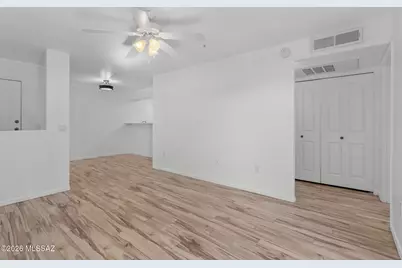 5751 N Kolb Road #40107, Tucson, AZ 85750 - Photo 9