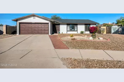 2152 W Jackalope Place, Tucson, AZ 85713 - Photo 1