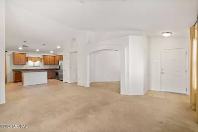 642 W Calle Tolmo, Sahuarita, AZ 85629 - Photo 7