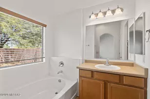 642 W Calle Tolmo, Sahuarita, AZ 85629 - Photo 21