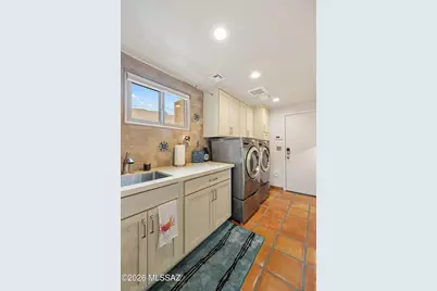 1420 W Cool Breeze Court, Oro Valley, AZ 85737 - Photo 35