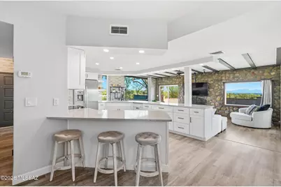 6551 N Camino Abbey, Tucson, AZ 85718 - Photo 9
