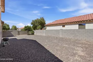 8903 E Marci Lynne Way, Tucson, AZ 85747 - Photo 33