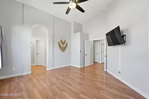 8903 E Marci Lynne Way, Tucson, AZ 85747 - Photo 17