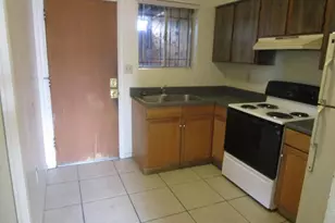 302 W Lee St, Tucson, AZ 85705 - Photo 3