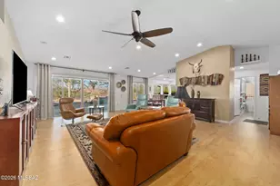 14610 N Chalk Creek Dr, Oro Valley, AZ 85755 - Photo 9