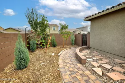 10261 E Iron Horse Trail, Tucson, AZ 85747 - Photo 35