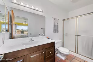 1383 W Camino Calderon, Green Valley, AZ 85622 - Photo 15