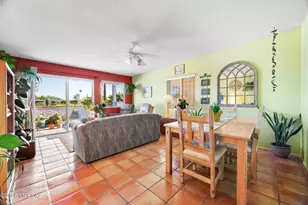 1383 W Camino Calderon, Green Valley, AZ 85622 - Photo 3