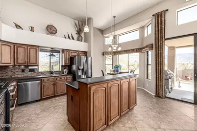 7835 S Catrina Place, Tucson, AZ 85747 - Photo 17