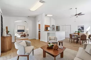 9051 N Shadow Rock Dr, Tucson, AZ 85743 - Photo 9