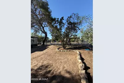 1501 W Gretchen Drive, Tucson, AZ 85705 - Photo 3