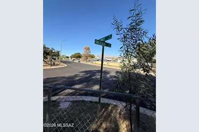 1501 W Gretchen Drive, Tucson, AZ 85705 - Photo 37