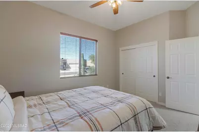 8136 N Night Pony Drive, Tucson, AZ 85743 - Photo 15