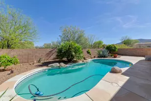 8136 N Night Pony Dr, Tucson, AZ 85743 - Photo 25