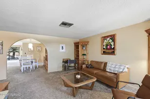 694 N Colette Cir, Tucson, AZ 85748 - Photo 9