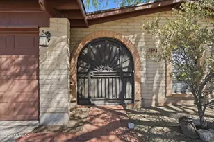 694 N Colette Cir, Tucson, AZ 85748 - Photo 5