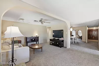 694 N Colette Circle, Tucson, AZ 85748 - Photo 11