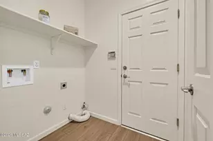 7667 E Park View Dr, Tucson, AZ 85715 - Photo 25