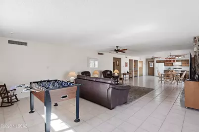 8710 N Hickory Drive, Tucson, AZ 85704 - Photo 11