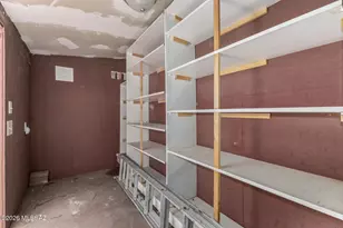 6902 E Kingston Dr, Tucson, AZ 85710 - Photo 35