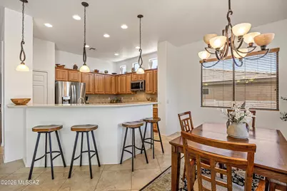 1131 W Tenniel Drive, Green Valley, AZ 85614 - Photo 11